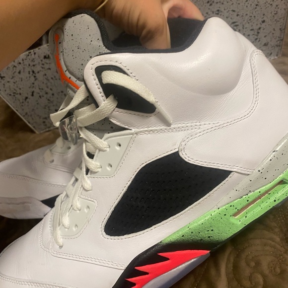 Jordan sneakers - Picture 5 of 7